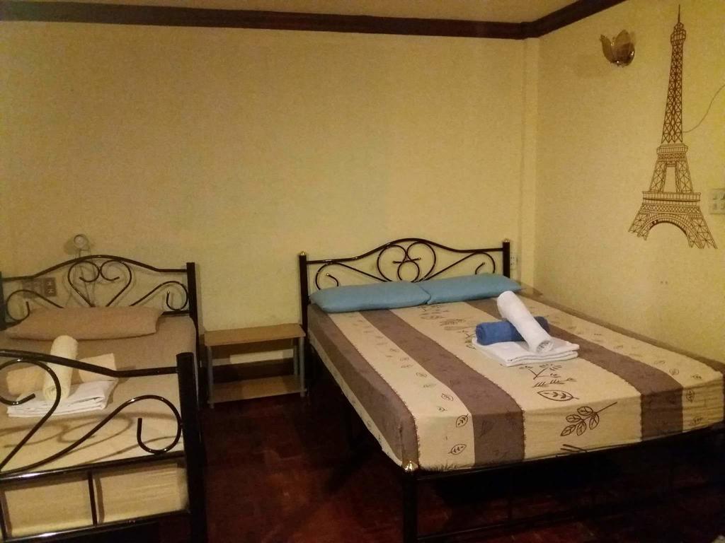 Mad Cow Hostel Bangkok Dış mekan fotoğraf