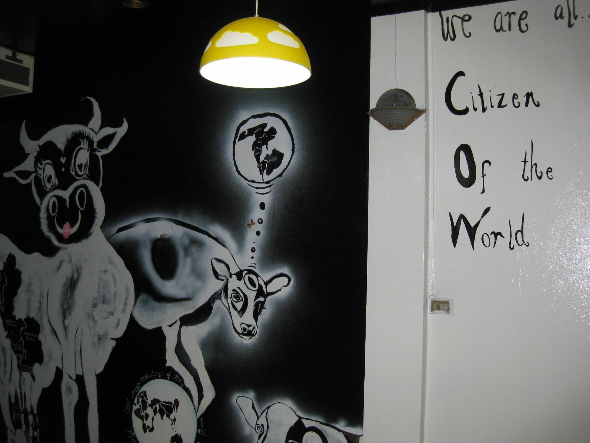 Mad Cow Hostel Bangkok Dış mekan fotoğraf